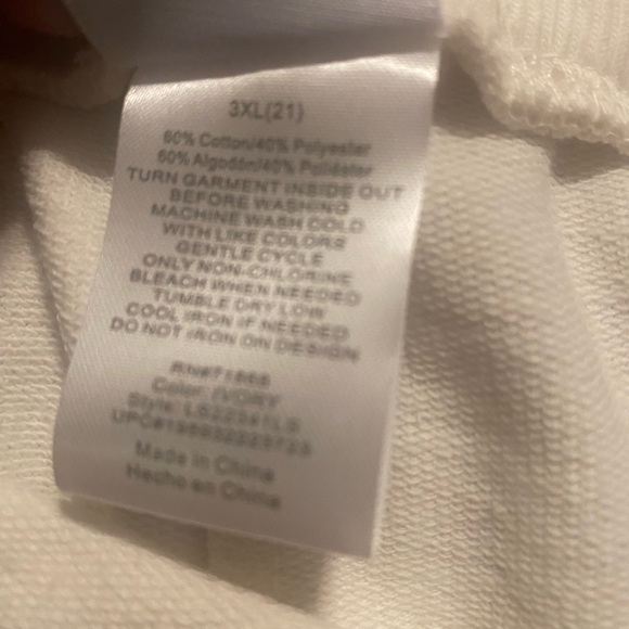 NWT Disney “Groovy Style”  Winnie the Pooh shorts. Size 3XL - Picture 6 of 7